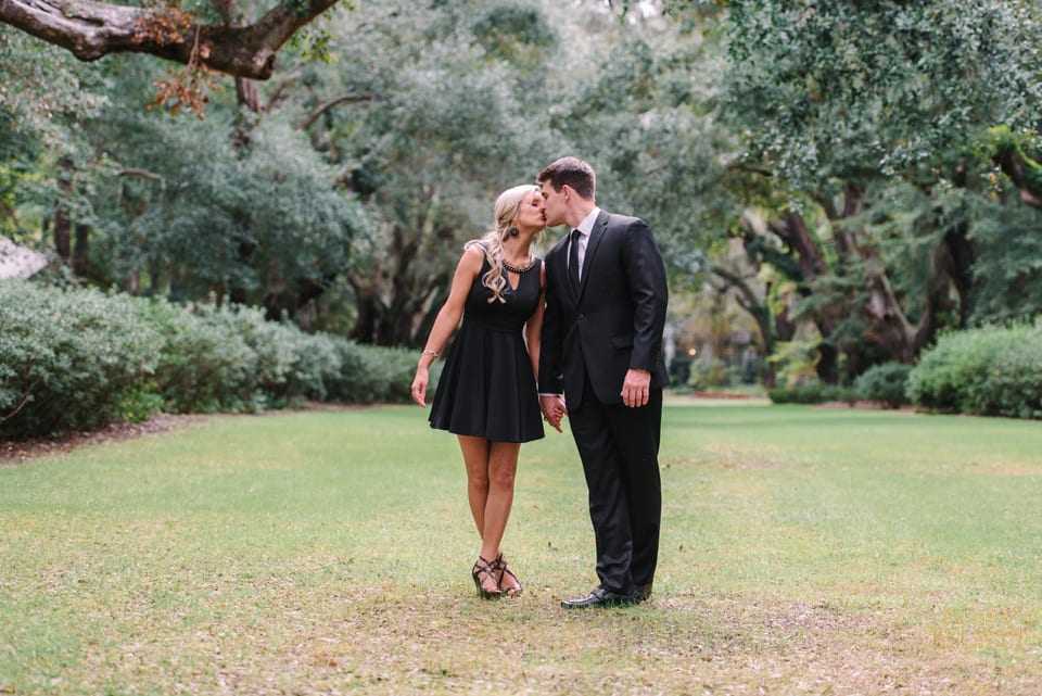 Elegant Spanish Moss Engagement | Engagement pictures engagement photography in Pawleys Island 