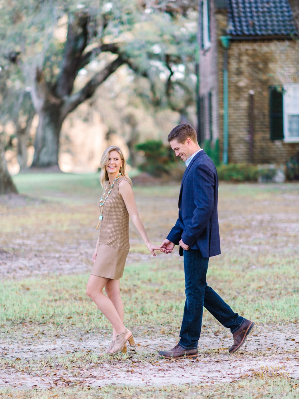 Mansfield Plantation Southern Engagement Session | Engagement Pictures by Pasha Belman