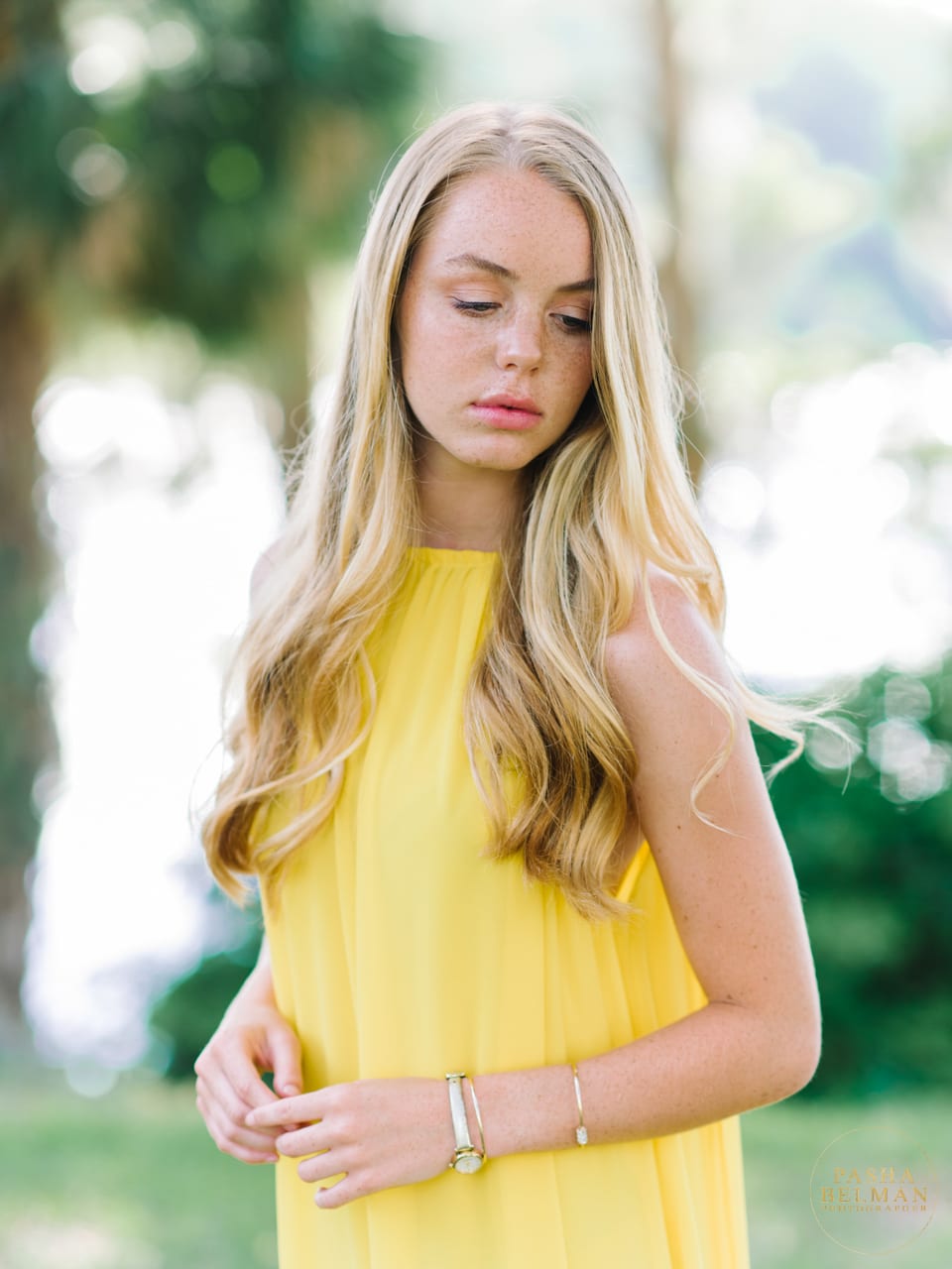 Amazing outfit Ideas for Senior Girls - High School Senior Portrait Session In Myrtle Beach by Pasha Belman Photography