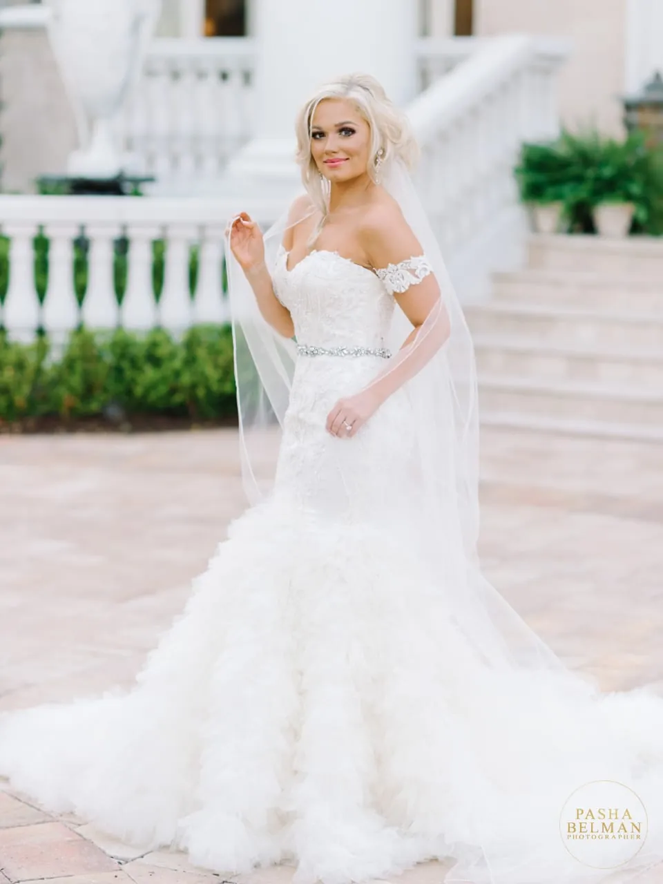 Amazing bridal wedding portraits in South Carolina by top Charleston Wedding Photographer