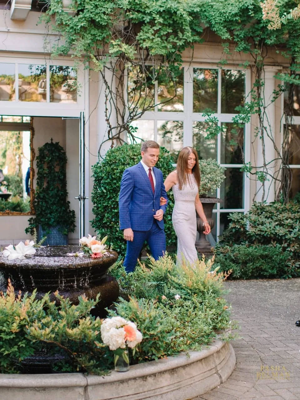 O.Henry Hotel Wedding Photography in Greensboro NC by Top Greensboro Wedding Photographers | North Carolina Wedding Photographer