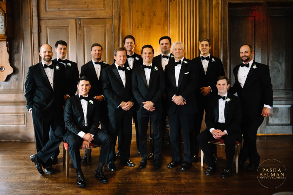 Large Groomsmen party at a wedding in North Carolina at Charlotte Country Club by Pasha Belman Photography