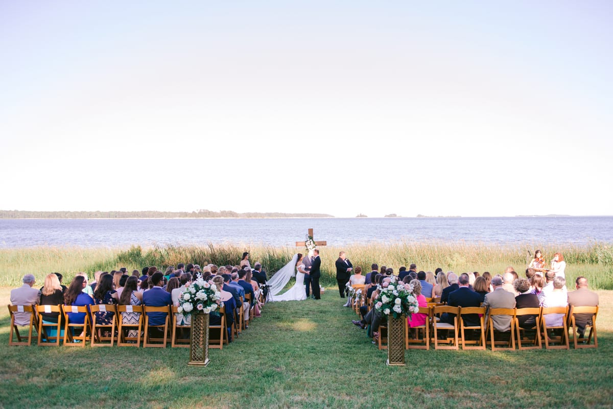 Wedding Venue by the water in South Carolina - Pasha Belman Photography - Wedding Portraits 