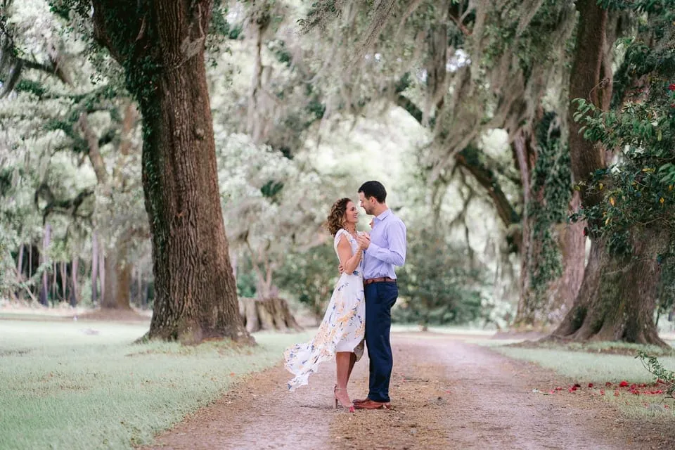 Engagement Pictures at Mansfield Plantation - Engagement Photography in Charleston SC