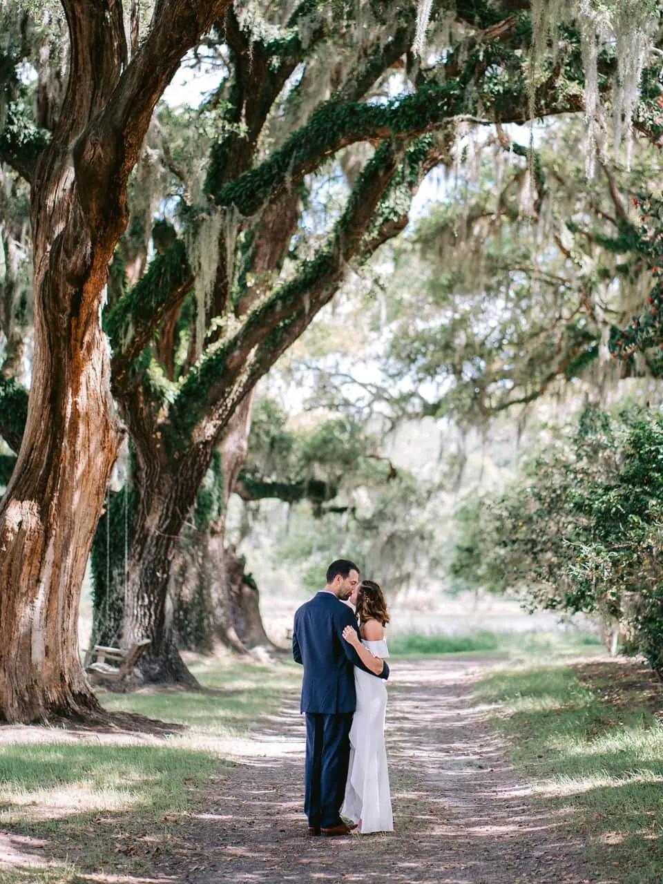 Engagement Pictures at Mansfield Plantation - Engagement Photography in Charleston SC