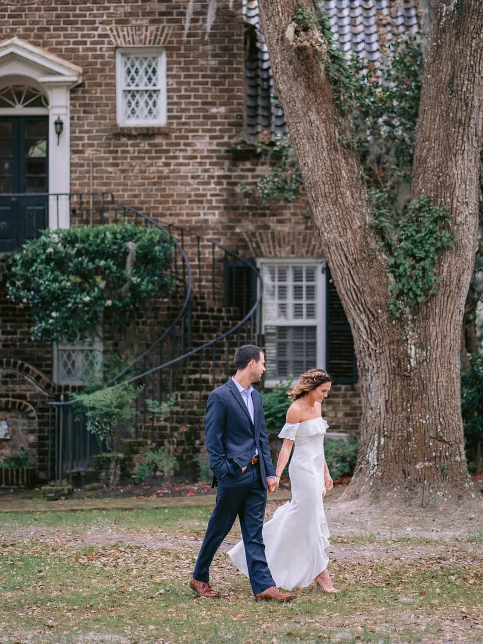Engagement Pictures at Mansfield Plantation - Engagement Photography in Charleston SC