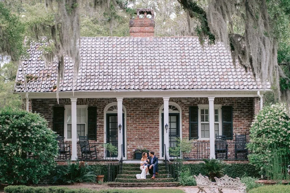 Engagement Pictures at Mansfield Plantation - Engagement Photography in Charleston SC