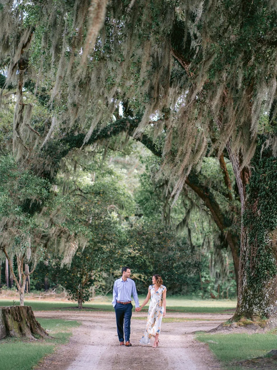 Engagement Pictures at Mansfield Plantation - Engagement Photography in Charleston SC