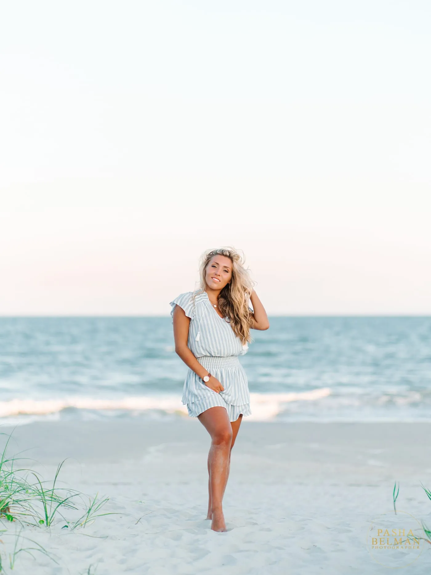 Pawleys Island Senior Photographer - Senior Beach Photos in Pawleys Island and Litchfield Beach