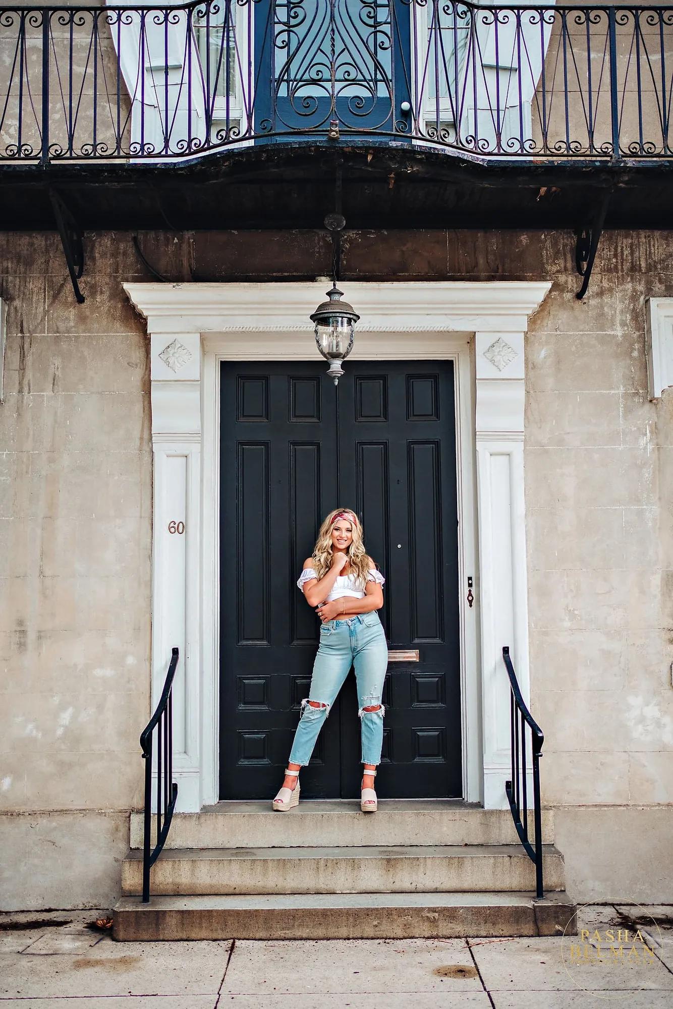 Historic Downtown Charleston Senior Session + Charleston Photo Locations