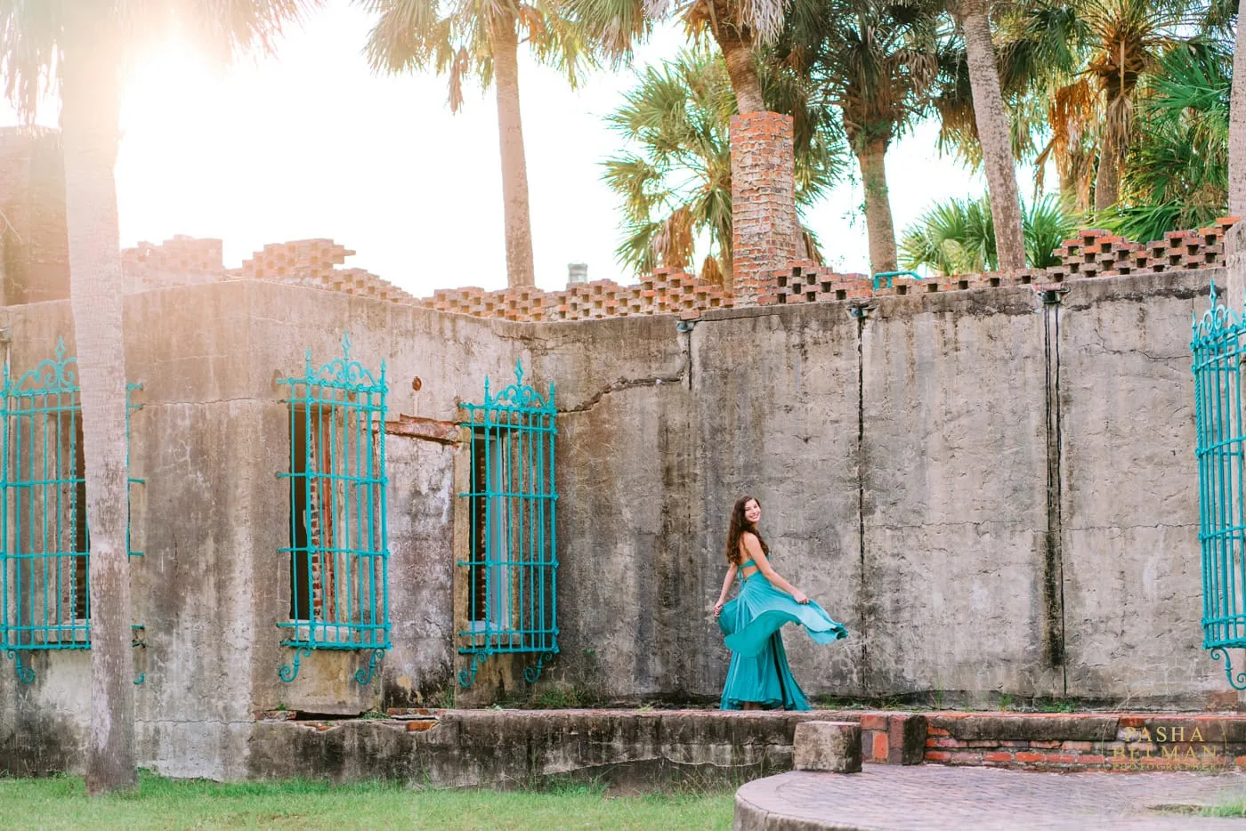 Independence High School Senior Pictures with Charlotte Senior Girl