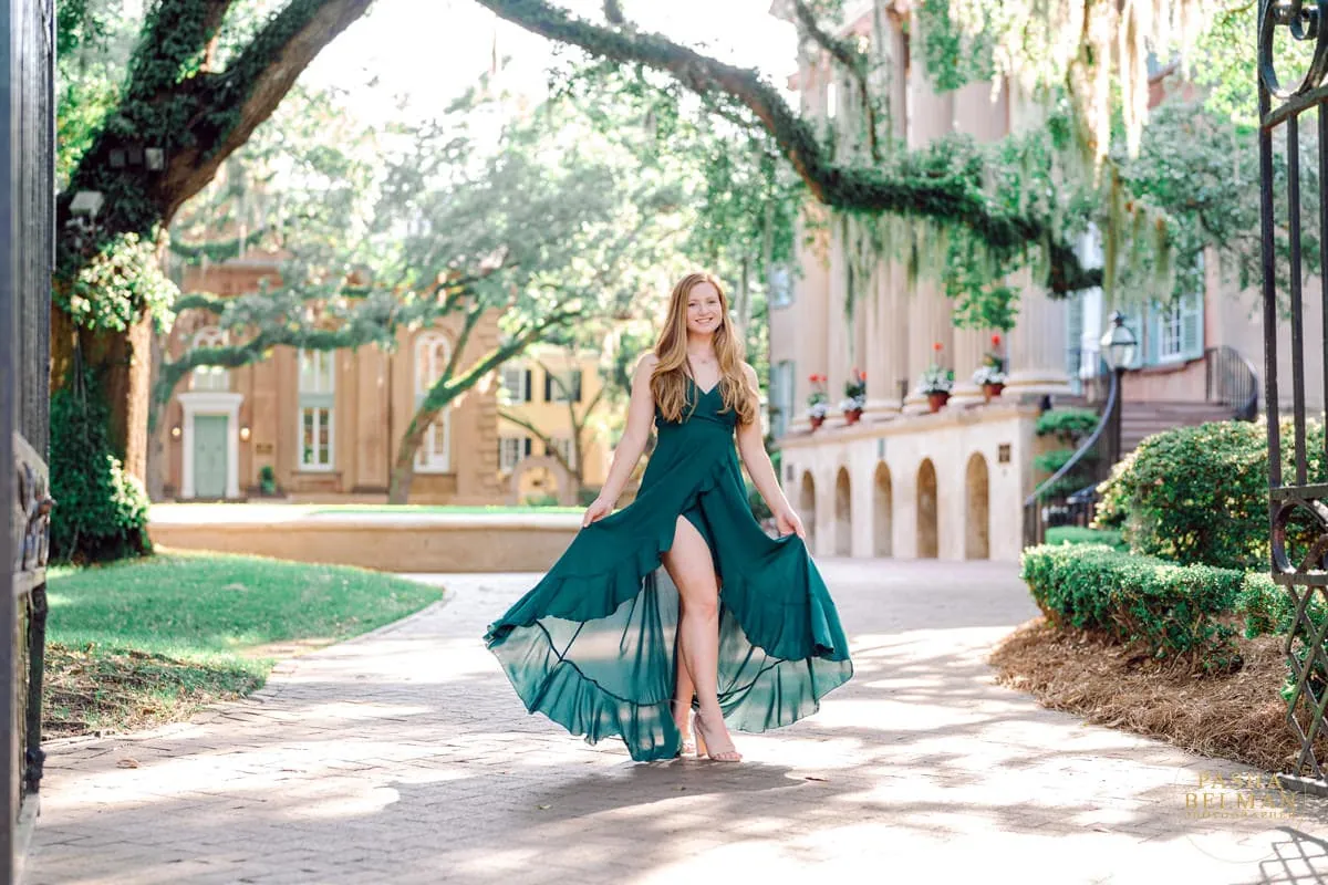 College of Charleston graduation photos at Rainbow Row