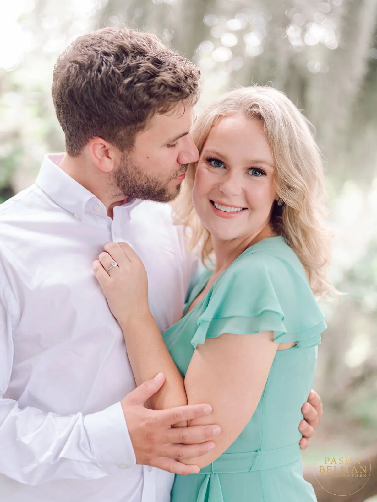 Classic Engagement Photo Ideas near Charleston, South Carolina 