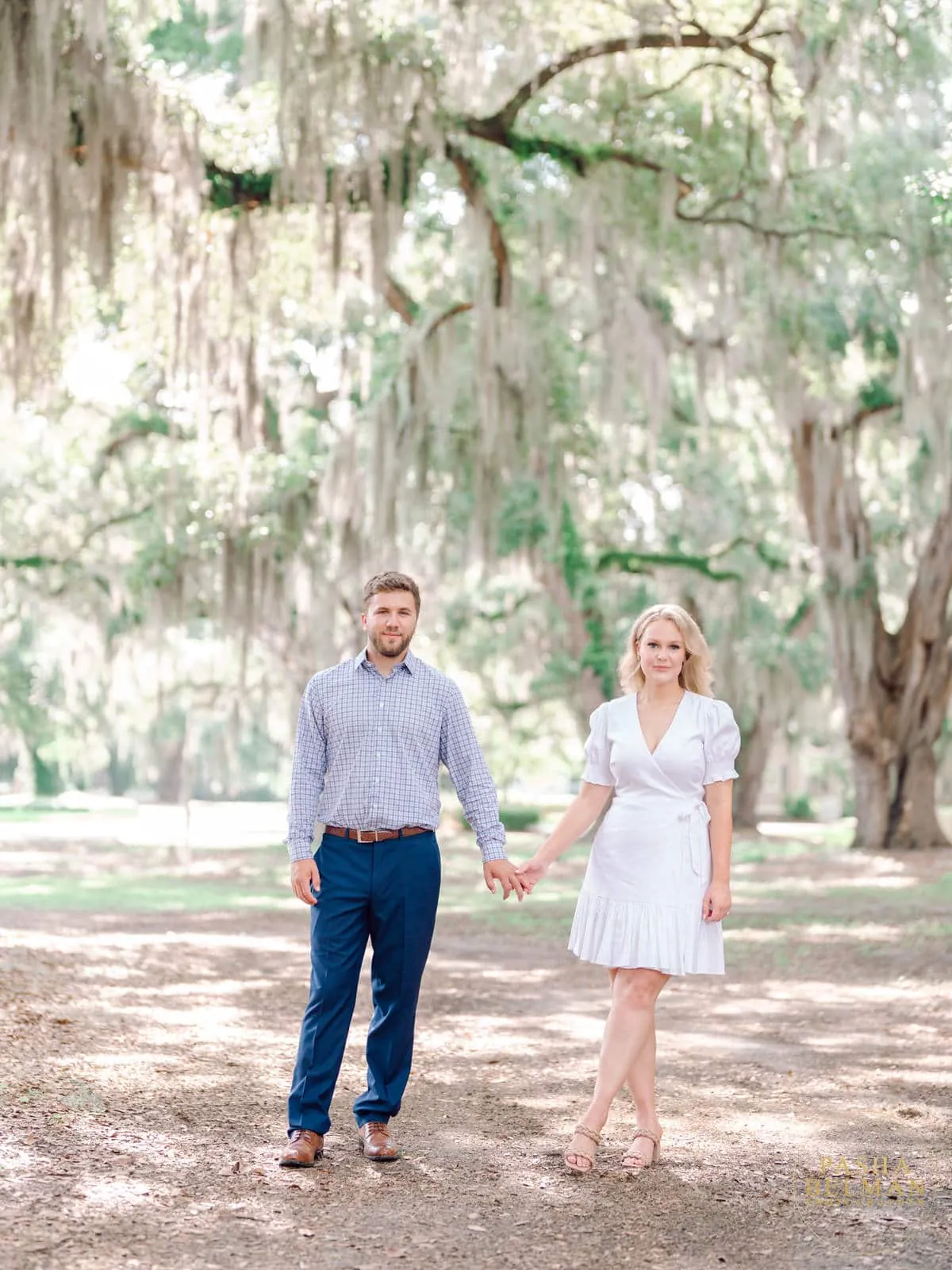 Classic Engagement Photo Ideas near Charleston, South Carolina 