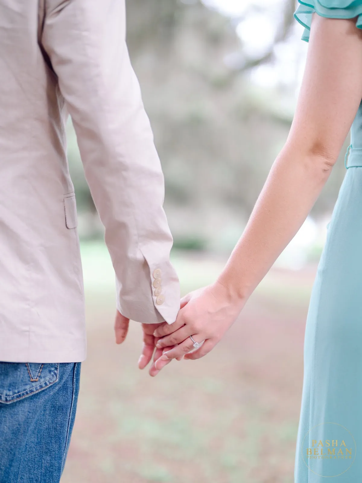 Classic Engagement Photo Ideas near Charleston, South Carolina 
