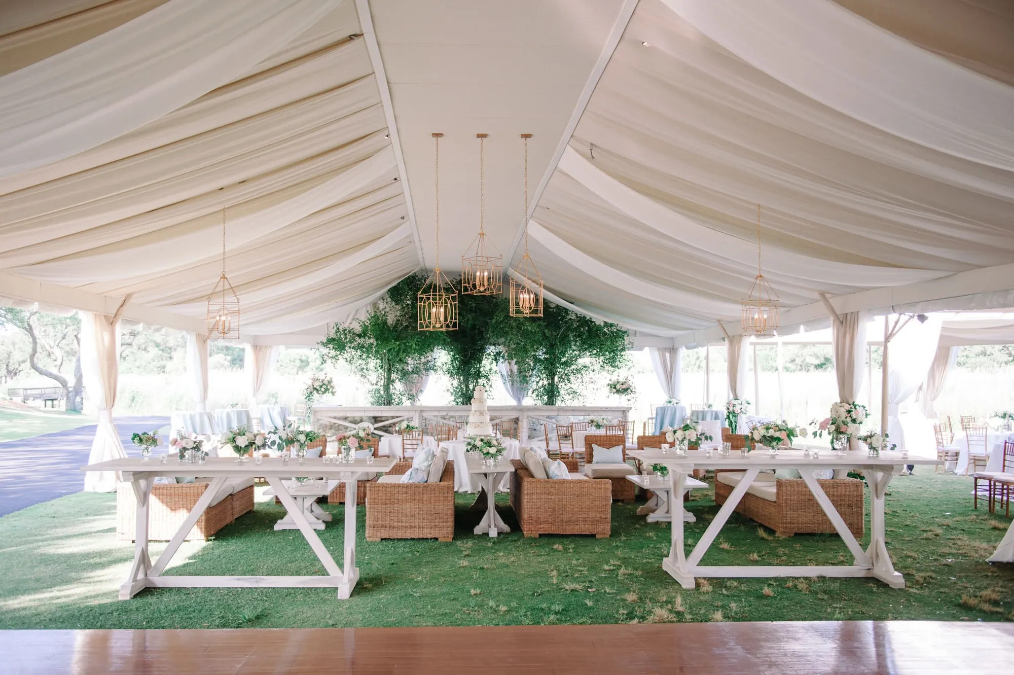 Outdoor reception at Debordieu Colony Club Pawleys Island South Carolina