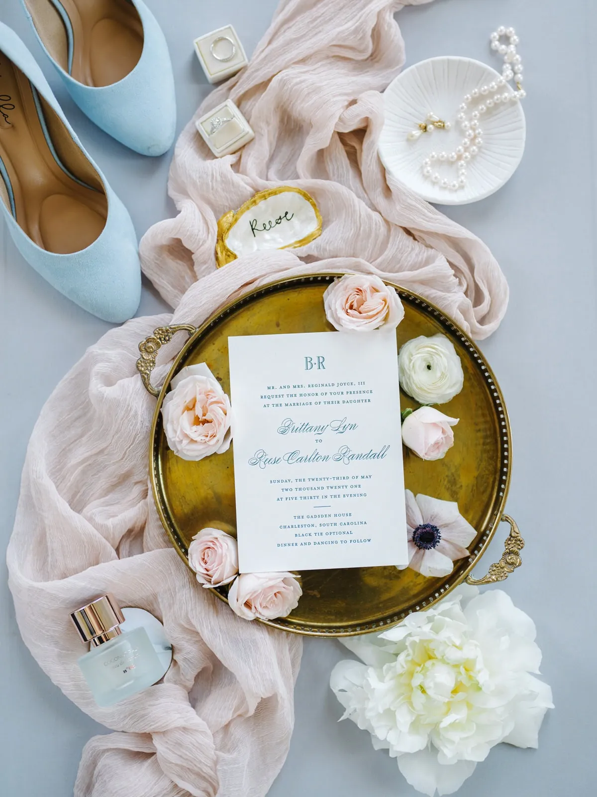 A Spring Gadsden House Wedding in Charleston