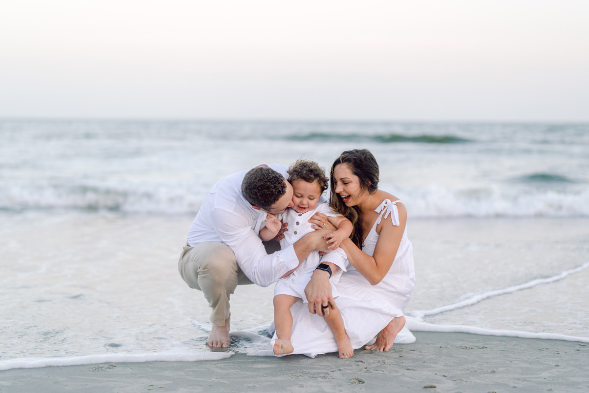 Family Pictures at the Beach by Myrtle Beach Photographers