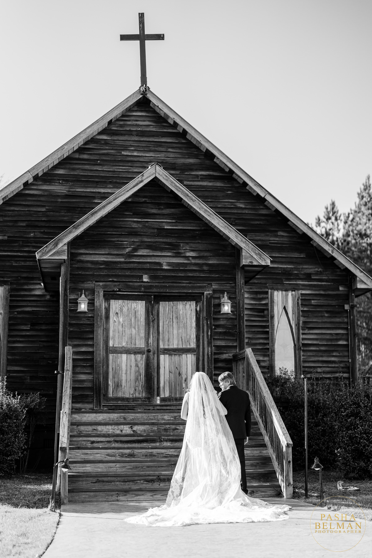 Hidden Acres Venue - Marion, SC Wedding Photos by Pasha Belman