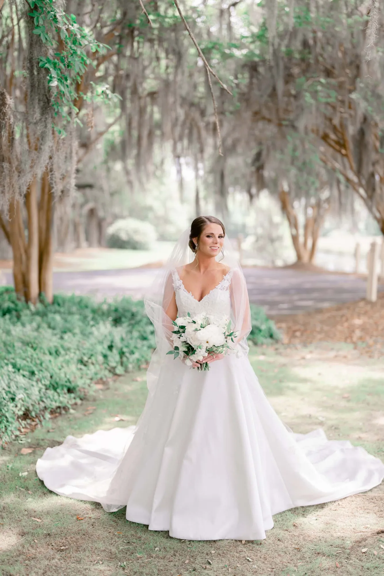 A Blue-and-White Spring Pawleys Island Wedding at Caledonia Golf Club