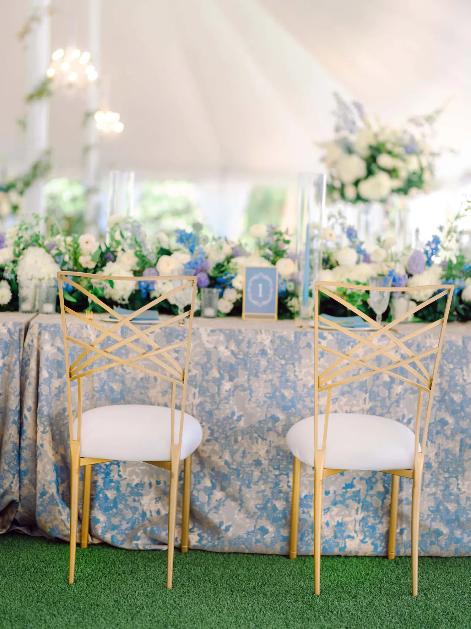 A Blue & White Spring Wedding at Caledonia Golf Club