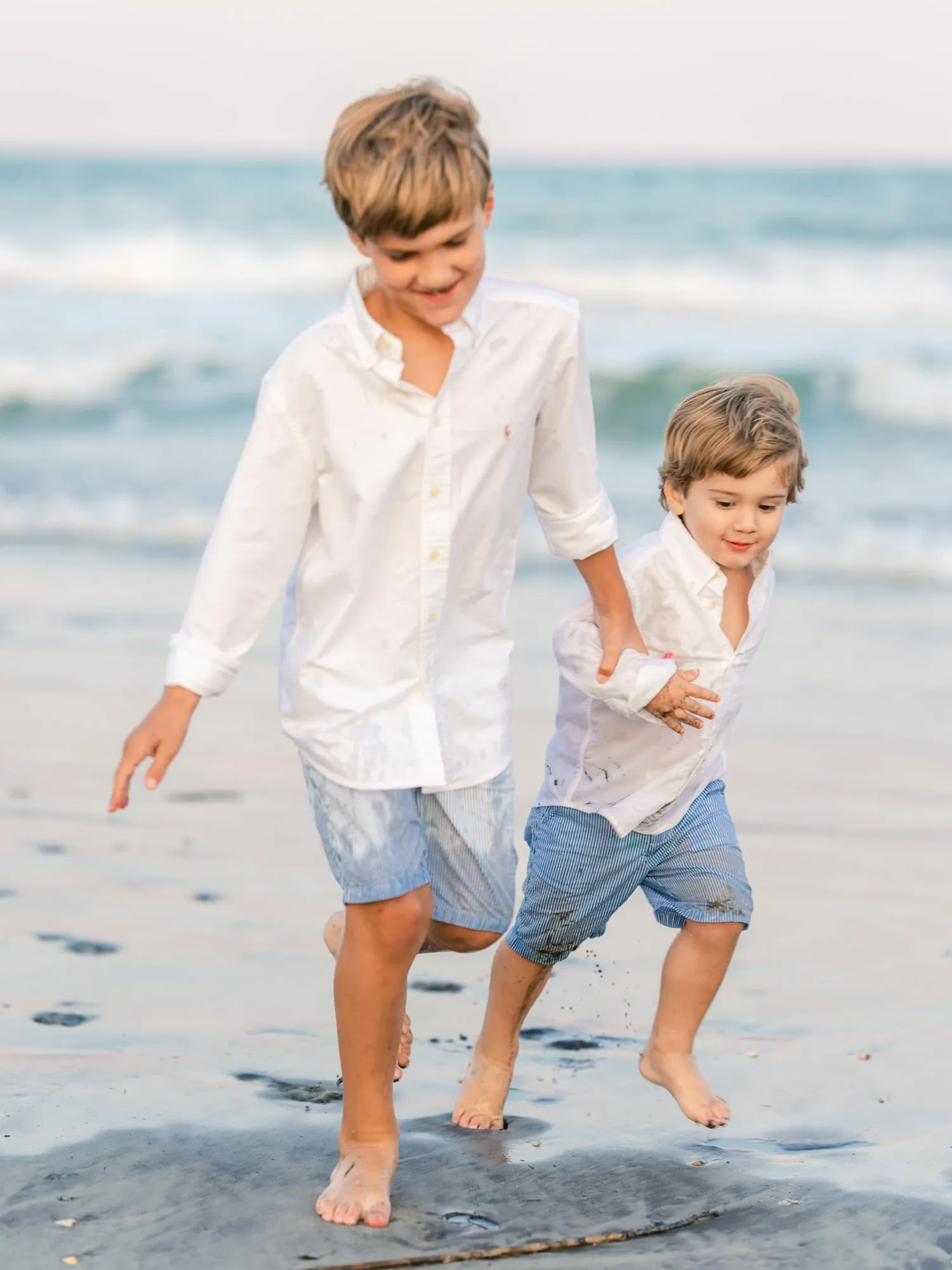 Relaxed family portrait from the Alexander family's Myrtle Beach beach session