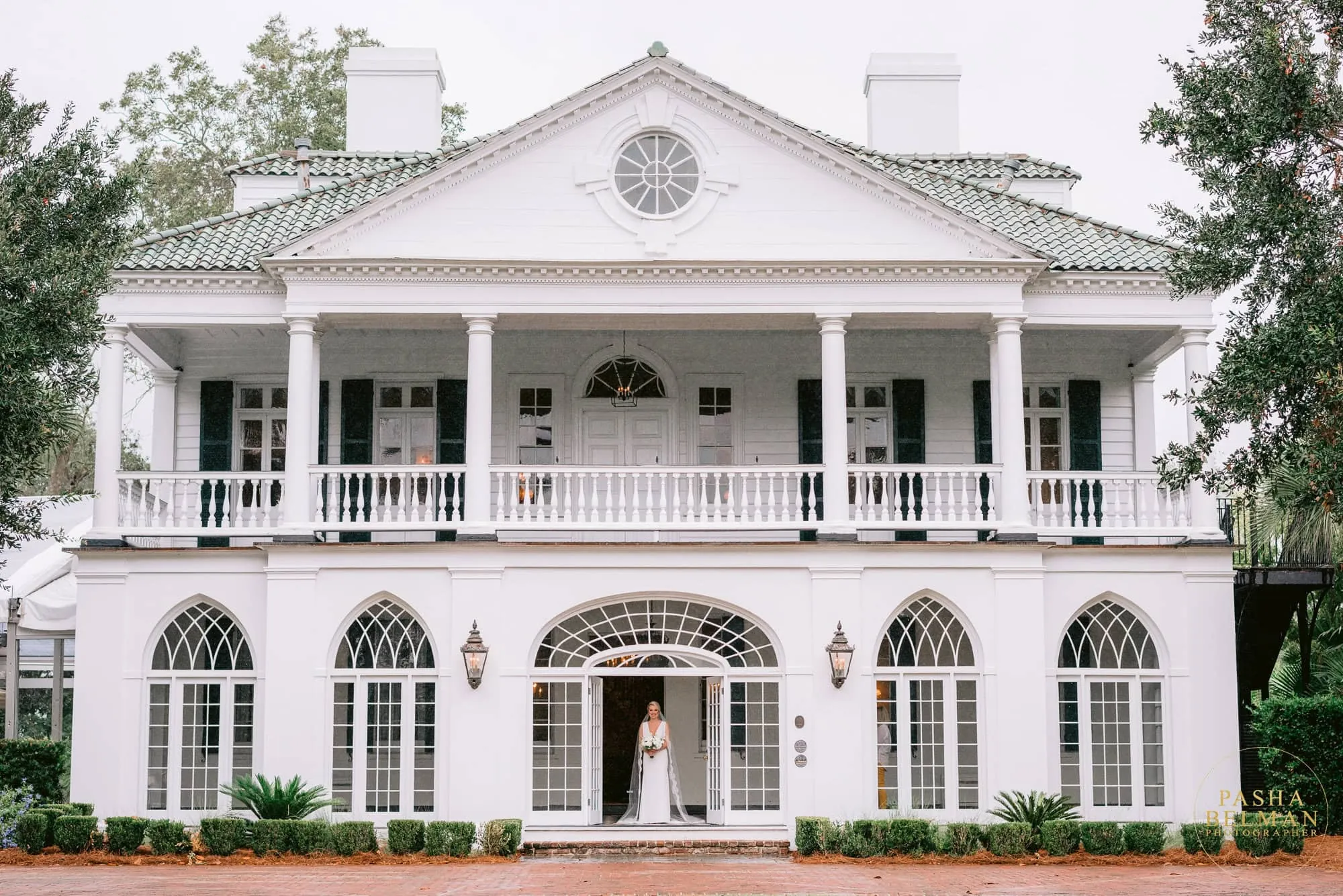 Lowndes Grove waterfront estate on the Ashley River in Charleston