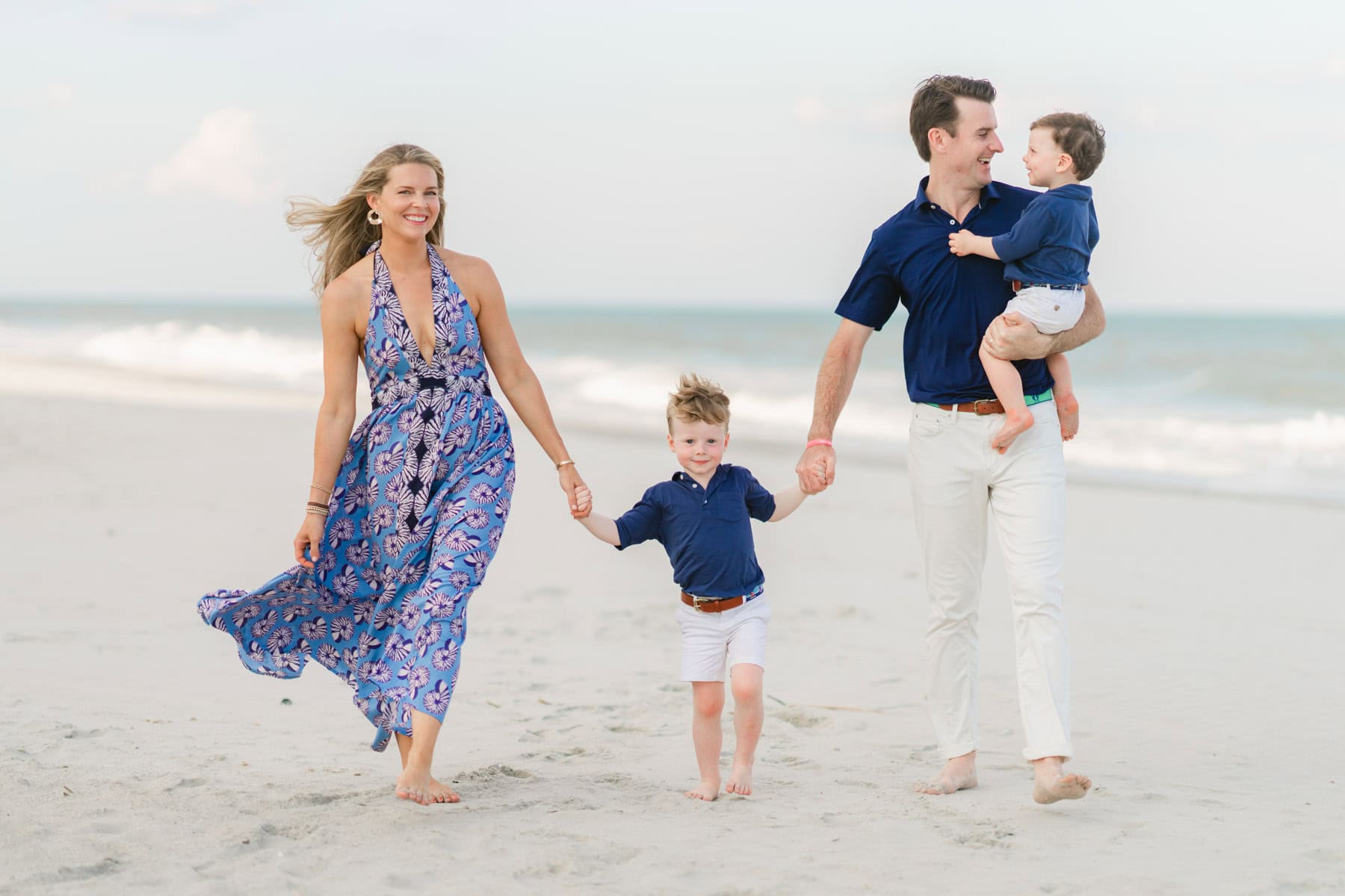 Large Family Photo Session in Litchfield Beach by Pasha Belman