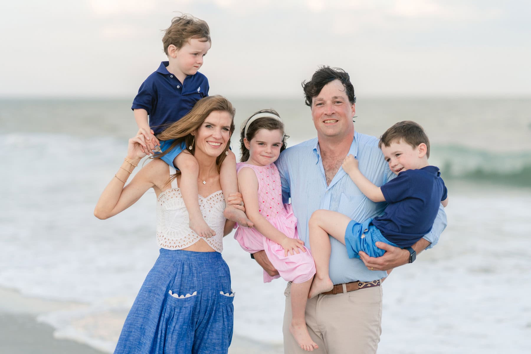 Large Family Photo Session in Litchfield Beach by Pasha Belman