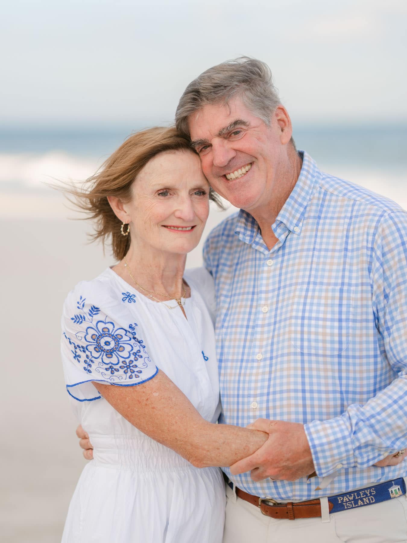 Large Family Photo Session in Litchfield Beach by Pasha Belman