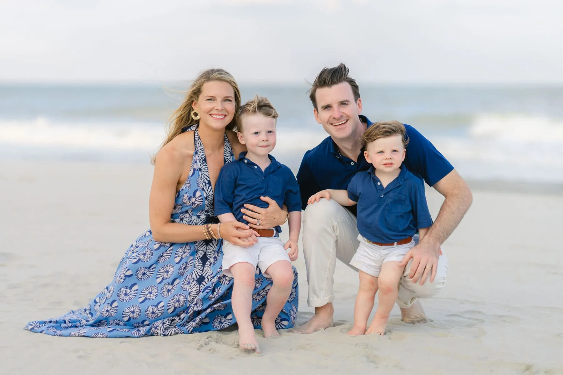 Extended family portrait on Litchfield Beach South Carolina photographed by Pasha Belman