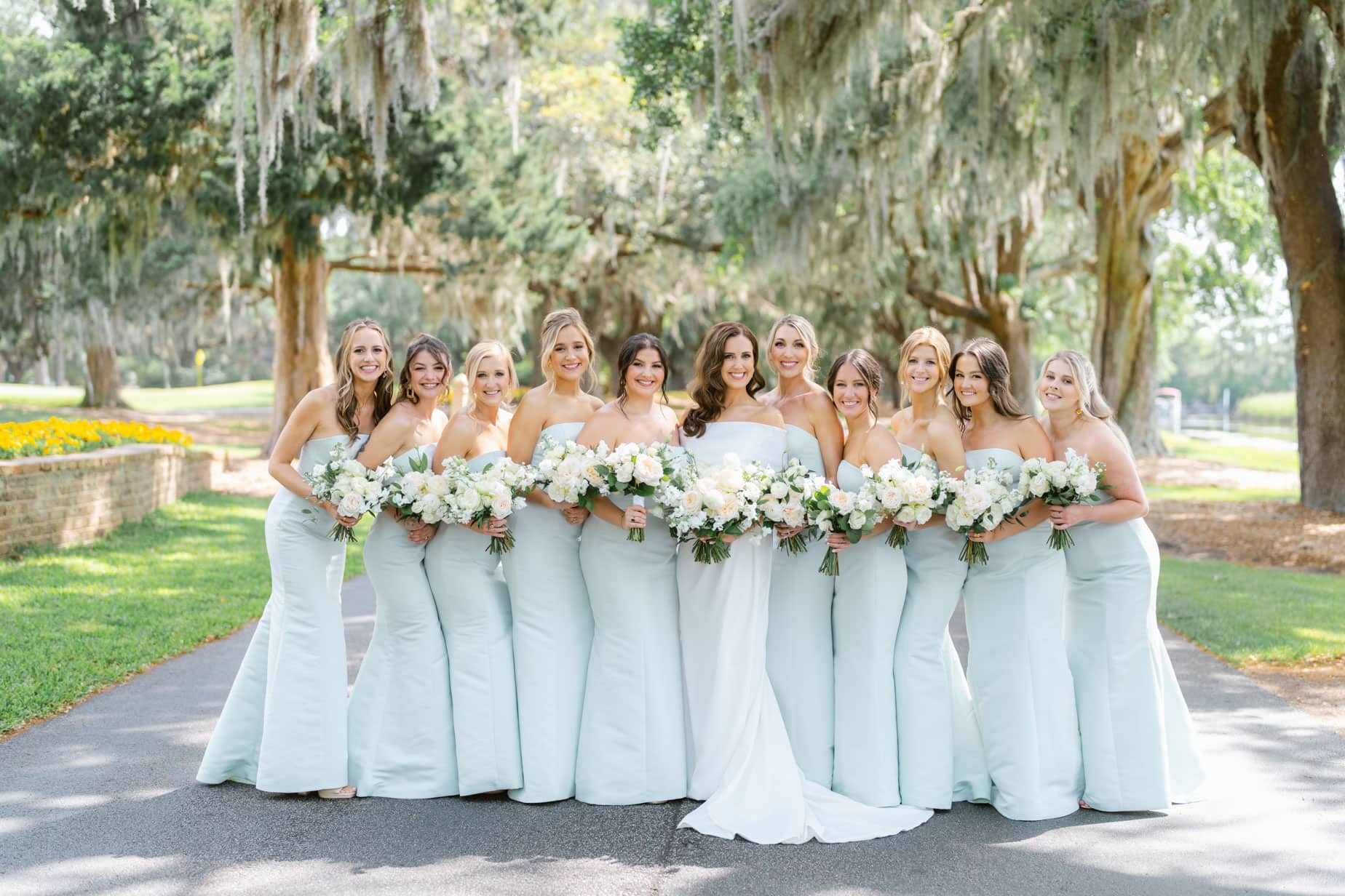 Spring Wedding Under the Oaks at Caledonia Golf and Fish Club