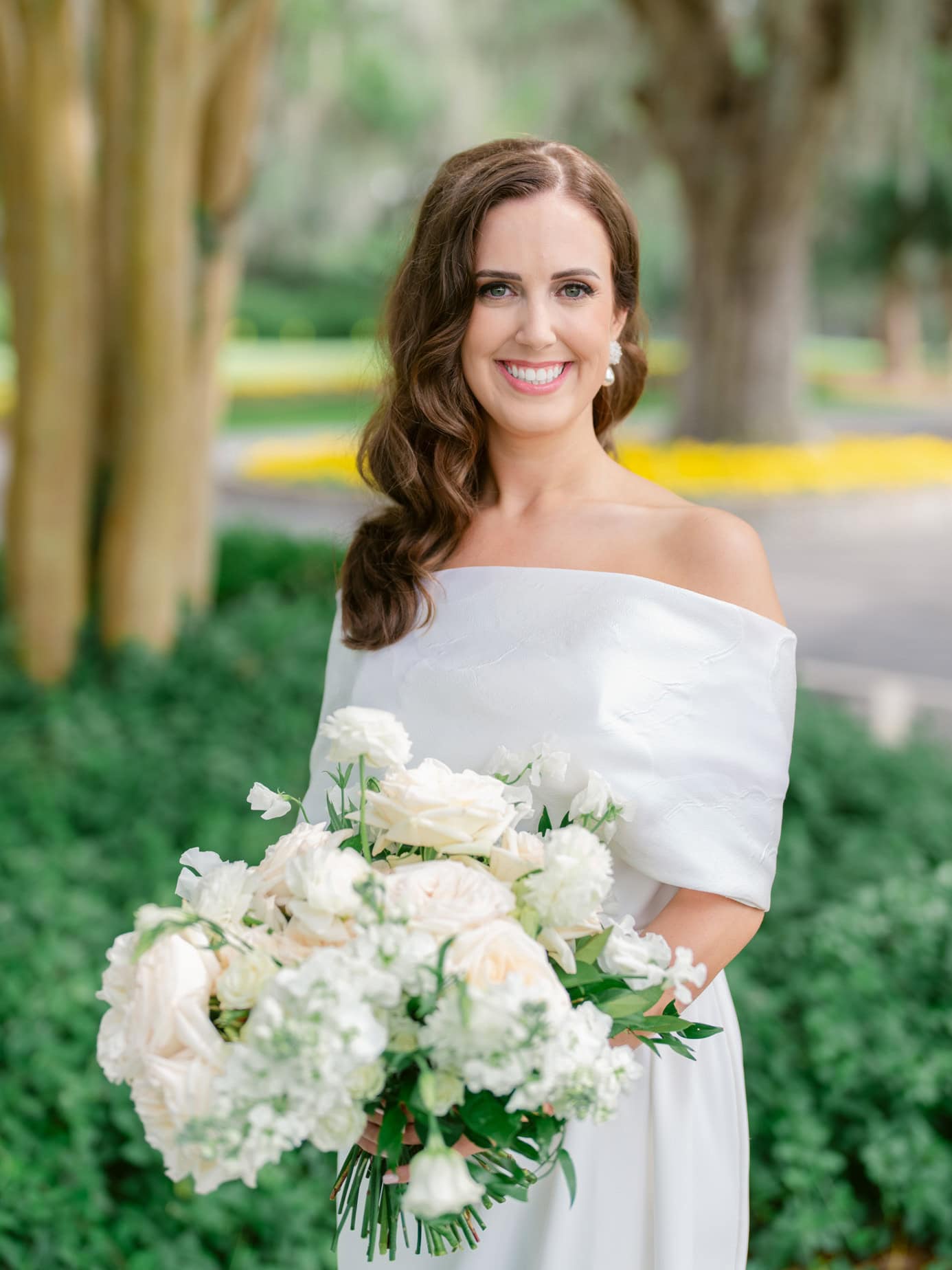 Spring Wedding Under the Oaks at Caledonia Golf and Fish Club