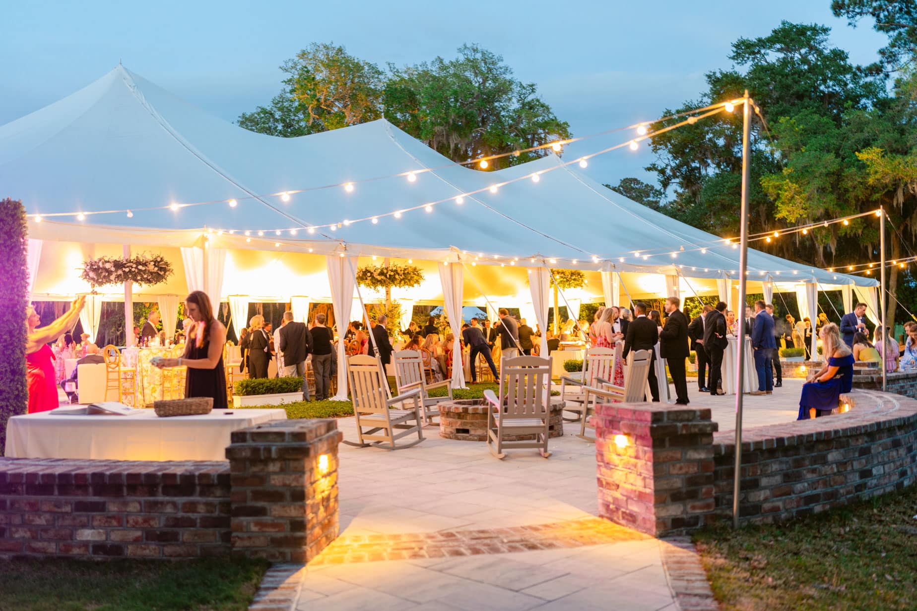 Spring Wedding Under the Oaks at Caledonia Golf and Fish Club