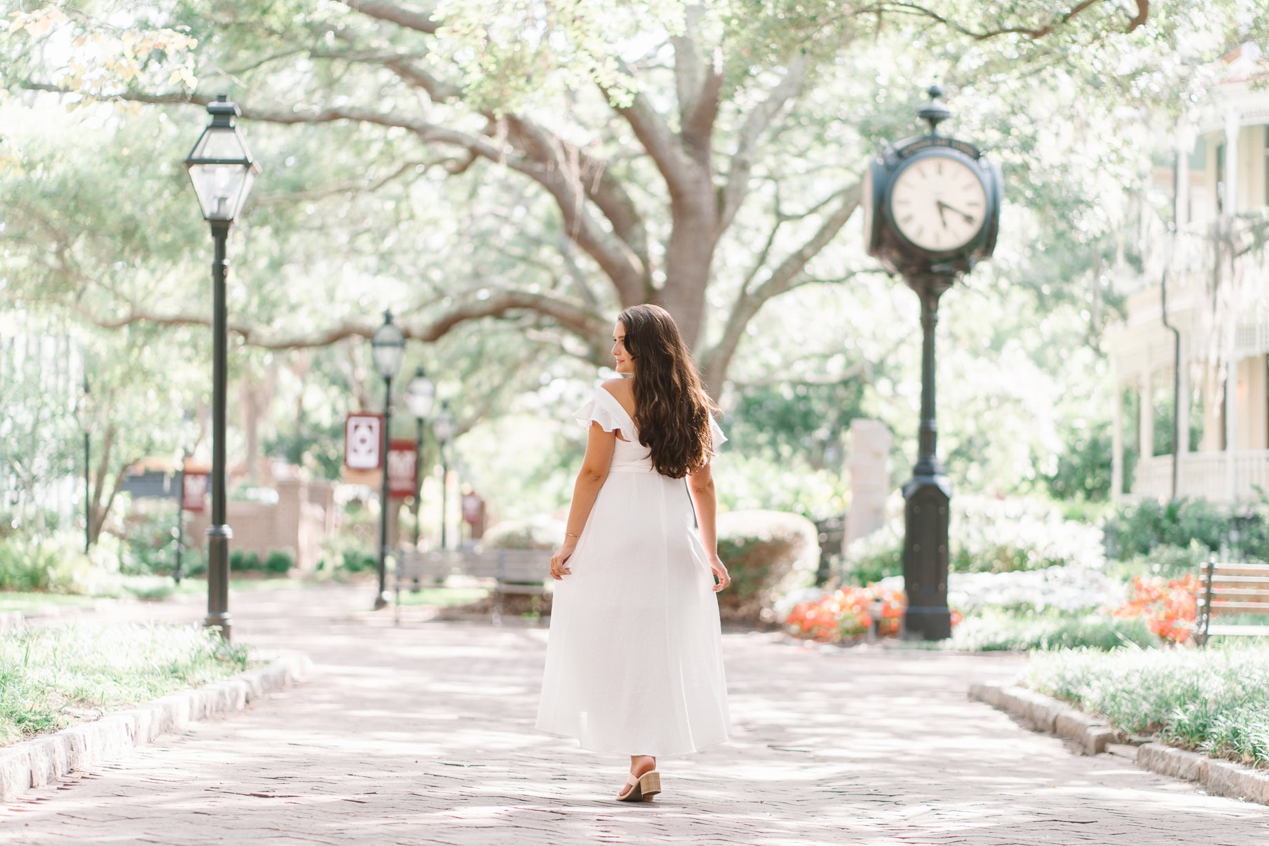 Charleston Senior Girl Photos and Ideas