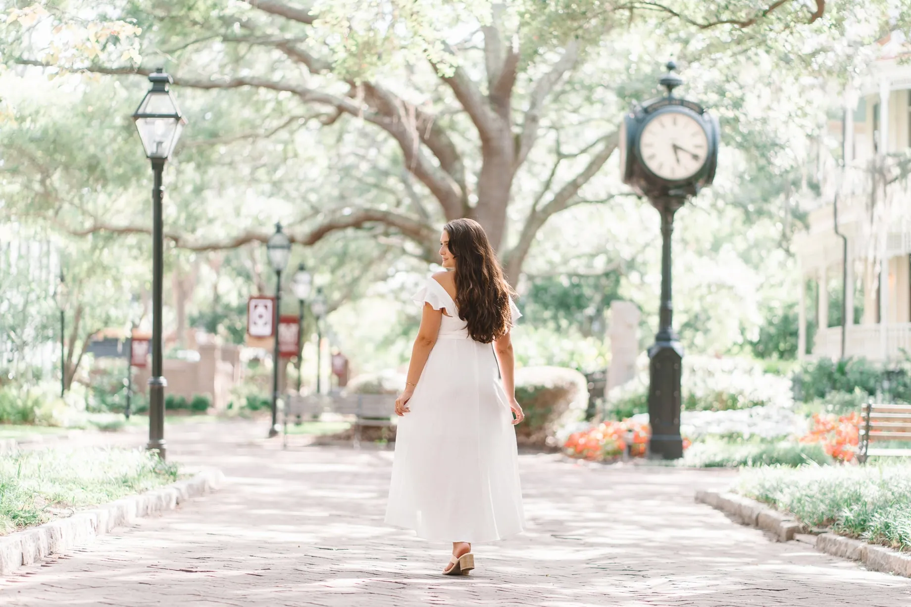 Charleston Senior Girl Photos and Ideas