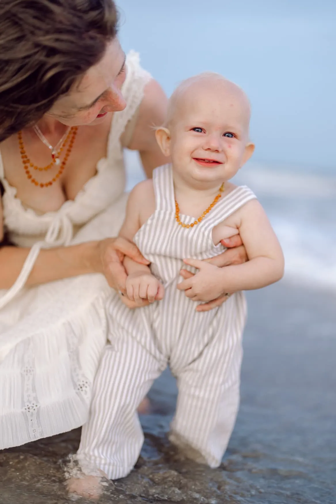 Extended family portrait with dunes and sea oats